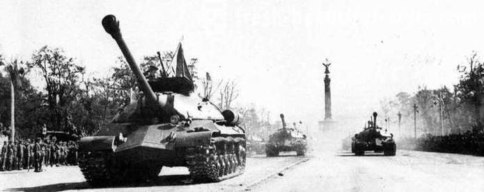 Γιατί η Σοβιετική Ένωση τόνισε την παρέλαση στο Βερολίνο, IS-3 δεξαμενές