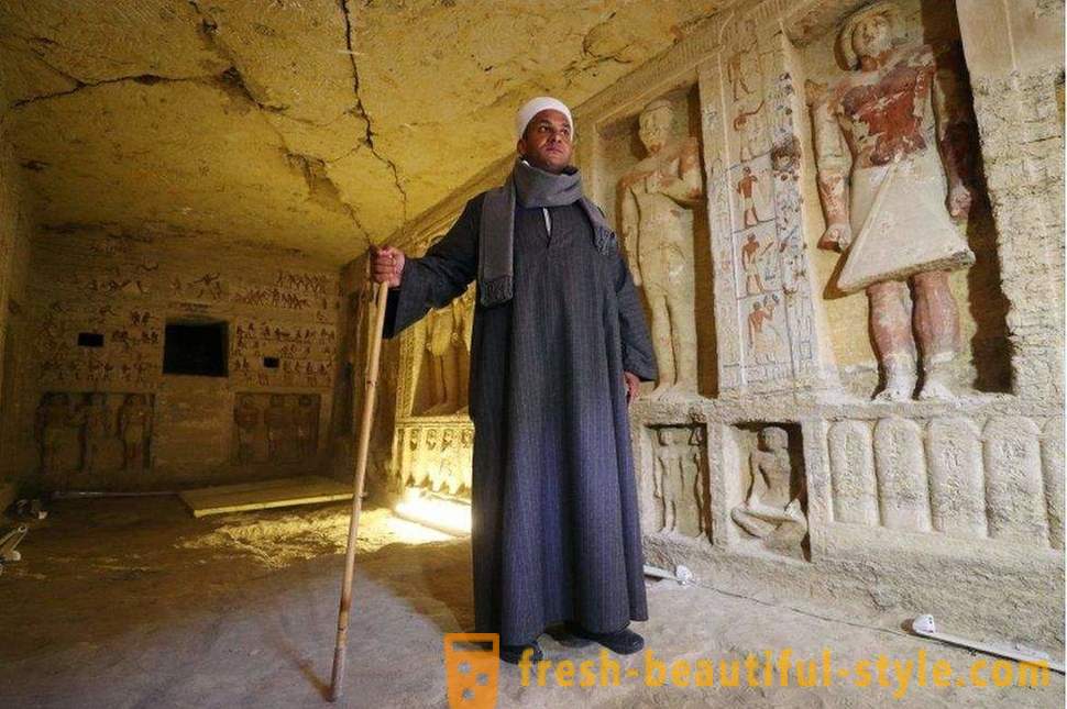 Στην Αίγυπτο, ανακάλυψε τον τάφο ενός ιερέα