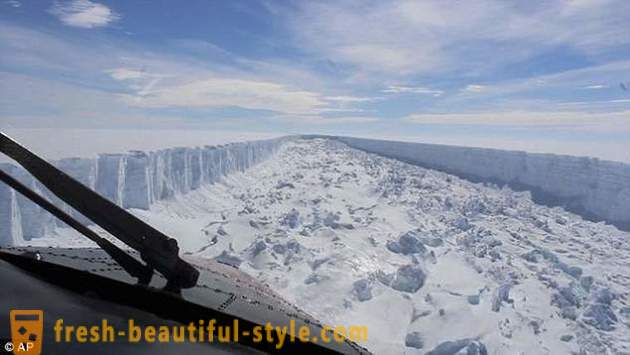 Παγόβουνο από την Ανταρκτική διέκοψε μια έκταση πάνω από δύο της Μόσχας
