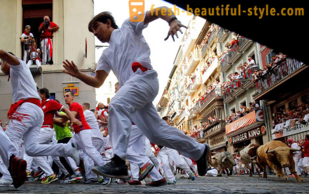 Πώς ήταν η ετήσια λειτουργία των ταύρων στην Παμπλόνα, Ισπανία