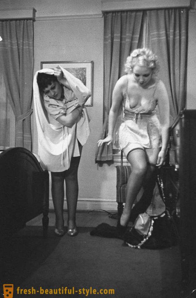 Πώς να γδύνομαι στην κρεβατοκάμαρα: οδηγίες το 1937 για τις γυναίκες