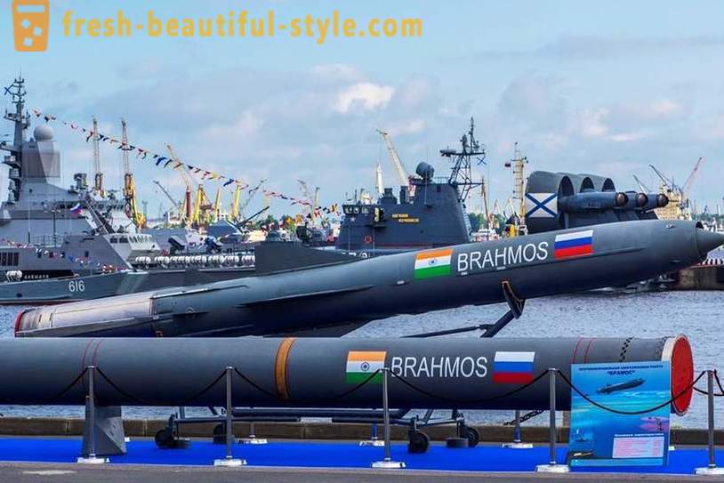 Τα μεγαλύτερα στρατιωτικά έργα μεταξύ της Ρωσίας και της Ινδίας