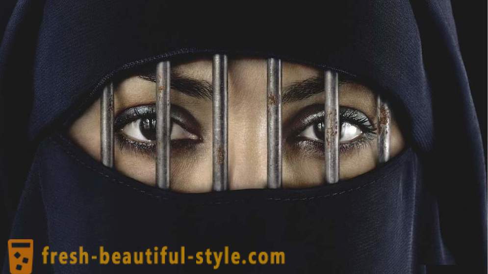 10 πράγματα που δεν μπορείτε να κάνετε με τις γυναίκες στη Σαουδική Αραβία