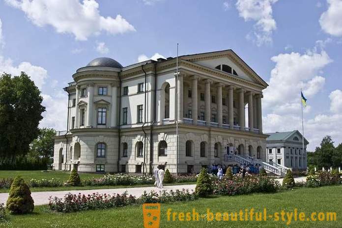 10 πιο όμορφα μέρη στην Ουκρανία, η οποία είναι σίγουρα αξίζει μια επίσκεψη για τους τουρίστες