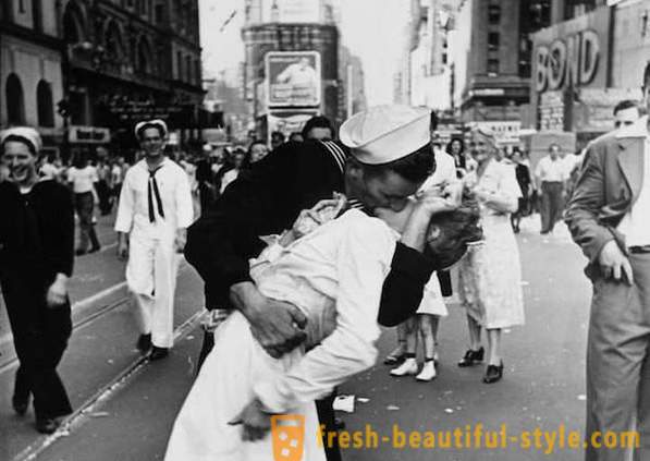 Θρησκευτικές φιλί αποτυπώνονται σε φωτογραφικό φιλμ