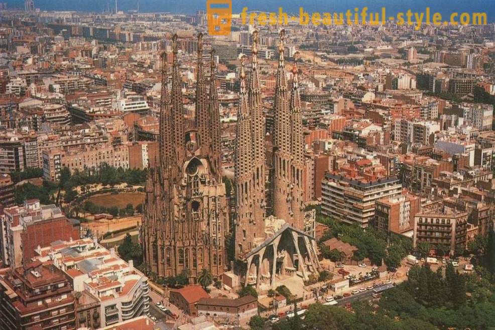15 στοιχεία για την Ισπανία, η οποία αναισθητοποίηση των τουριστών που έρχονται για πρώτη φορά