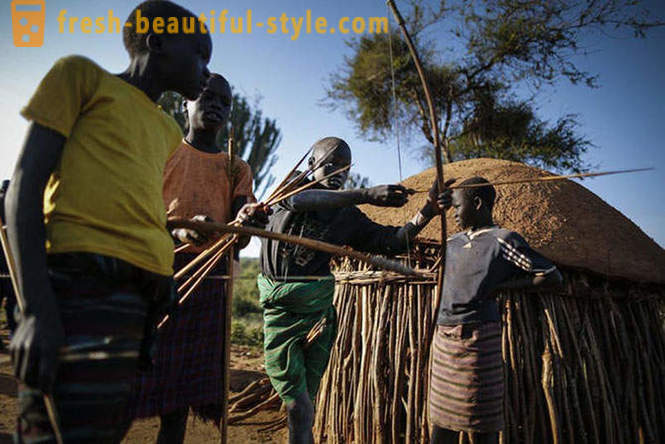 Τοξότες φυλή Pokot από την Κένυα