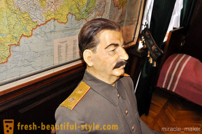 Ξενάγηση στο εξοχικό σπίτι του Στάλιν