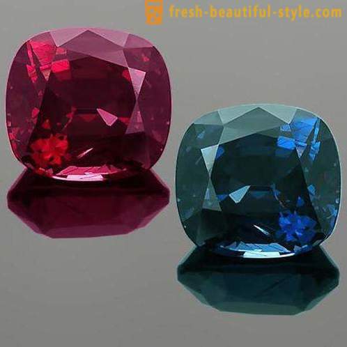 Το πιο ακριβό στον κόσμο των λίθων: κόκκινο διαμάντι, το ρουμπίνι, σμαράγδι. Τα πιο σπάνια διαμάντια του κόσμου