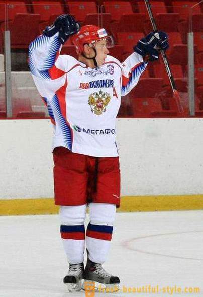 Maxim Chudinov: αμυντικός χόκεϊ SKA