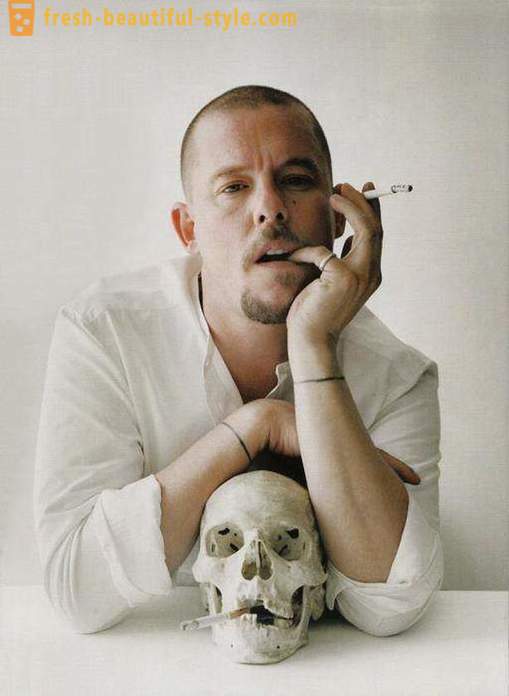Alexander McQueen: Βιογραφία και καριέρα
