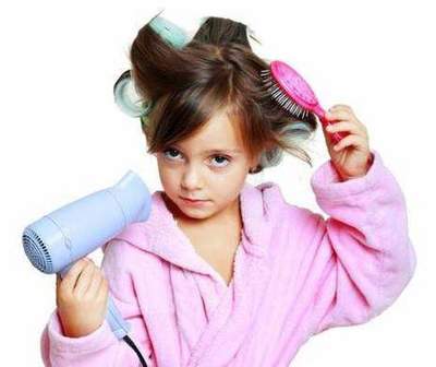 Τα παιδιά χτενίσματα για το Νέο Έτος. Hairstyles για τα κορίτσια νέο έτος