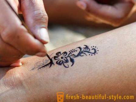 Τατουάζ χένας. Πώς να κάνετε ένα προσωρινό τατουάζ χένας